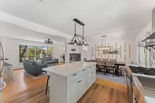 17046 Chiltern Hills Rd, Minnetonka, MN 55345 - Photo 11