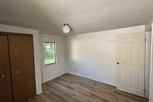410 Lynd St, Marshall, MN 56258 - Photo 15