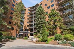 210 W Grant St, Minneapolis, MN 55403 - Photo 27