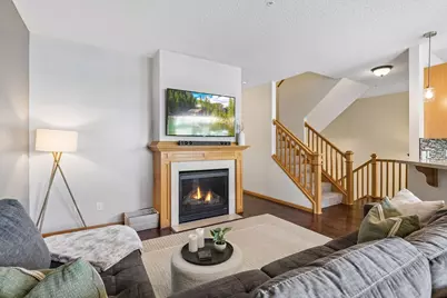 15592 Eagles Nest Way, Apple Valley, MN 55124 - Photo 3