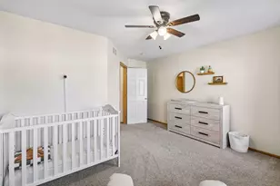 15592 Eagles Nest Wy, Apple Valley, MN 55124 - Photo 19