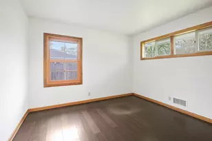 9112 Dupont Ave S, Bloomington, MN 55420 - Photo 11