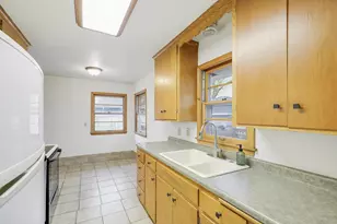 9112 Dupont Ave S, Bloomington, MN 55420 - Photo 7