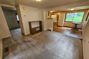 635 Park Ave, New Richmond, WI 54017 - Photo 7