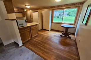 635 Park Ave, New Richmond, WI 54017 - Photo 5
