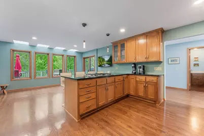 5498 Maple Ridge Court, Hopkins, MN 55343 - Photo 9