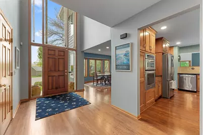5498 Maple Ridge Court, Hopkins, MN 55343 - Photo 5