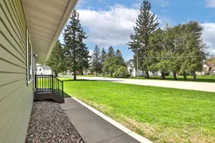 301 5th Ave NE, Blooming Prairie, MN 55917 - Photo 7