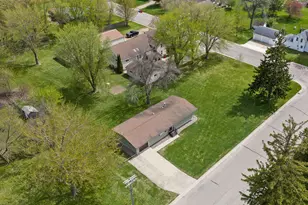 301 5th Ave NE, Blooming Prairie, MN 55917 - Photo 13