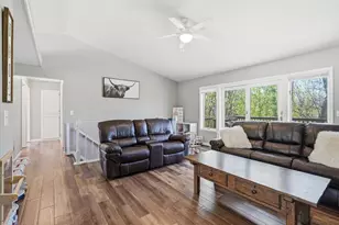 269 E Sunset Ln, Ellsworth, WI 54011 - Photo 5