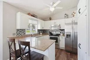 269 E Sunset Ln, Ellsworth, WI 54011 - Photo 7