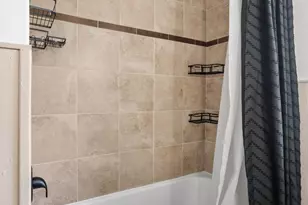 1809 Hyacinth Ave E, Saint Paul, MN 55119 - Photo 17