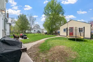 1809 Hyacinth Ave E, Saint Paul, MN 55119 - Photo 33