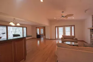 1204 Carlson Lake Ln, Eagan, MN 55123 - Photo 5