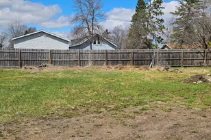 510 S Lake St, Frazee, MN 56544 - Photo 7