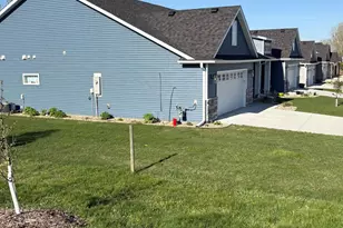900 11th Pl NW, Kasson, MN 55944 - Photo 3