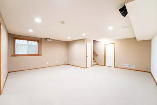 10165 Indigo Dr, Eden Prairie, MN 55347 - Photo 19