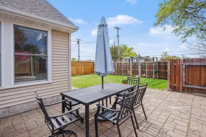 629 Saratoga Street S, Saint Paul, MN 55116 - Photo 25
