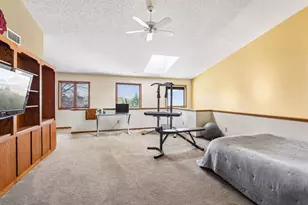 11620 Vista Dr, Hopkins, MN 55343 - Photo 15