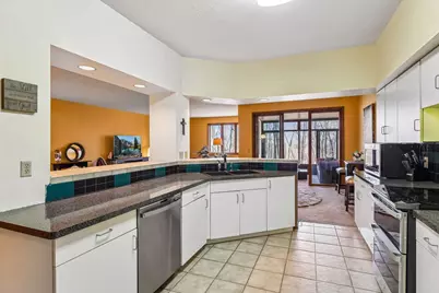 11620 Vista Drive, Minnetonka, MN 55343 - Photo 9