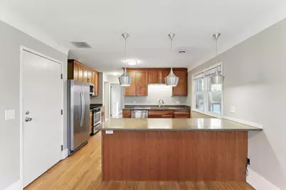 1638 Marshall Avenue, Saint Paul, MN 55104 - Photo 11