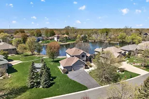 1135 S Trappers Crossing, Lino Lakes, MN 55038 - Photo 47