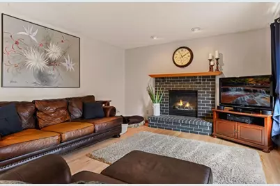 2619 Rachel Court, Chaska, MN 55318 - Photo 7