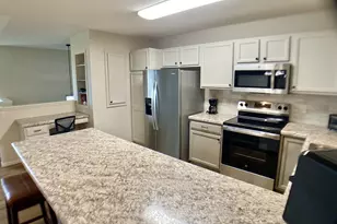 1053 Prairieview Dr SW, Hutchinson, MN 55350 - Photo 11
