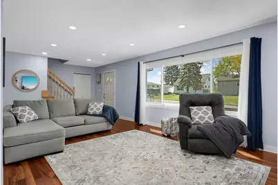 2183 Radatz Avenue, Maplewood, MN 55109 - Photo 3