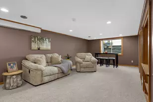 2183 Radatz Ave, Maplewood, MN 55109 - Photo 27