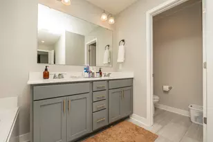 1716 Rainier Dr, Shakopee, MN 55379 - Photo 27