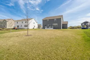 1716 Rainier Dr, Shakopee, MN 55379 - Photo 45