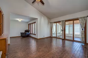 29558 Pumpkin Hill Rd, Le Sueur, MN 56058 - Photo 9