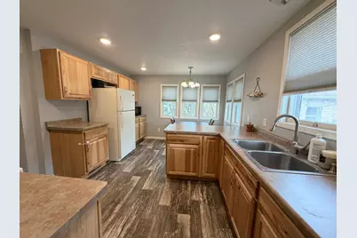 207 3rd Avenue NE, Little Falls, MN 56345 - Photo 7