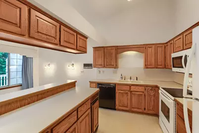 5723 Donegal Drive, Shoreview, MN 55126 - Photo 11