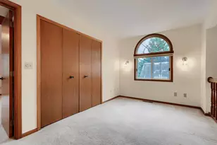 5723 Donegal Dr, Shoreview, MN 55126 - Photo 19