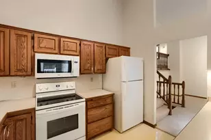 5723 Donegal Dr, Shoreview, MN 55126 - Photo 13
