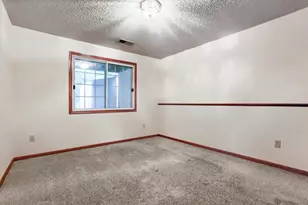 5723 Donegal Dr, Shoreview, MN 55126 - Photo 21