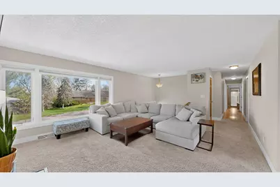 1348 20th Street NW, Rochester, MN 55901 - Photo 5