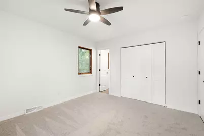 349 13th Street SW, Owatonna, MN 55060 - Photo 13