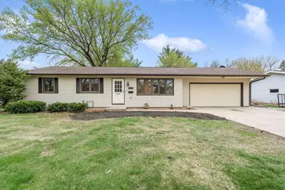 349 13th Street SW, Owatonna, MN 55060 - Photo 1