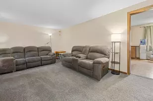 303 12th Ave SE, Faribault, MN 55021 - Photo 11