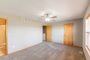 2882 Clover Ridge Dr, Chaska, MN 55318 - Photo 7