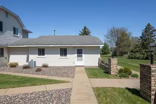 11135 Drake St NW, Coon Rapids, MN 55433 - Photo 3
