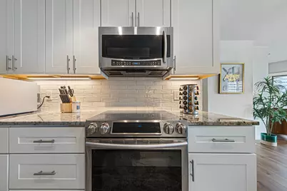 1225 Lasalle Avenue #2101, Minneapolis, MN 55403 - Photo 9