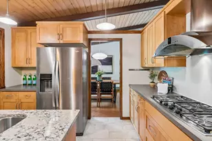4860 Kingsberry Ln, Minnetonka, MN 55345 - Photo 9