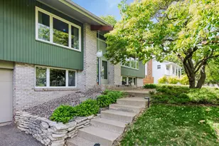 4860 Kingsberry Ln, Minnetonka, MN 55345 - Photo 27