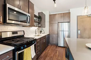 811 Washington Ave S, Minneapolis, MN 55415 - Photo 5