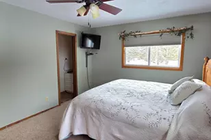321 Shorewood Dr, International Falls, MN 56649 - Photo 11