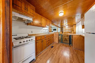 7008 Laura Lane, Saint Peter, MN 56082 - Photo 9